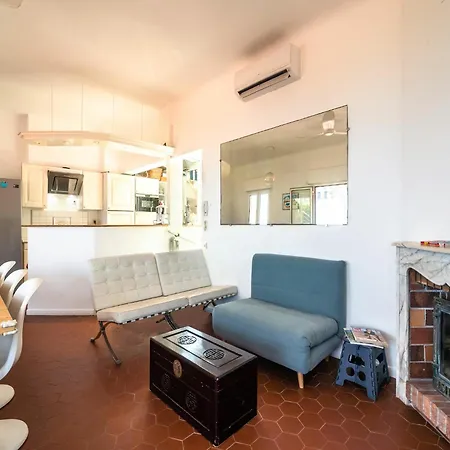 Elegant Seaside In بيت للعطل إز