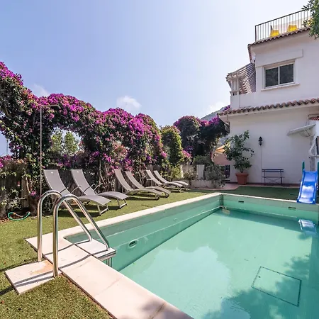 بيت للعطل Elegant Seaside In *