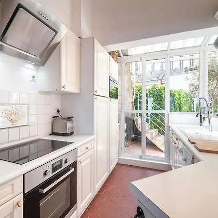 بيت للعطل Elegant Seaside In