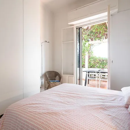 بيت للعطل Elegant Seaside In