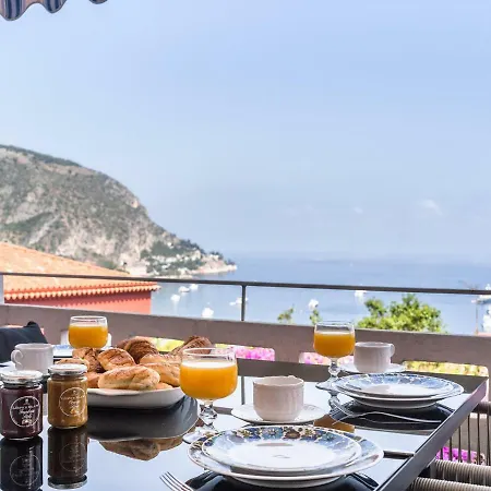 With Private Pool And Sublime Views Holiday home *